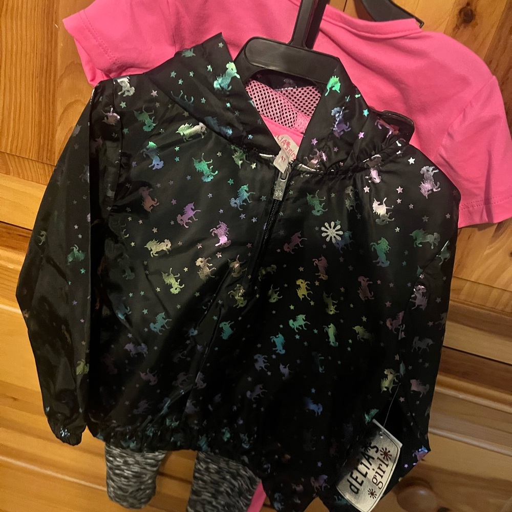 NWT Delia’s girl outfit girls
